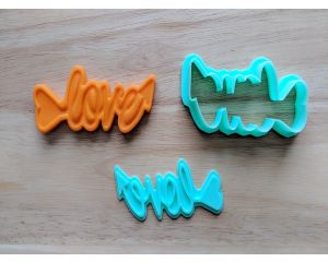 Aim for Love Cookie Cutter and Stamp Set