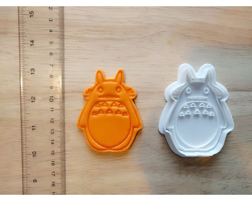 Totoro Cookie Cutter and Stamp Set. Cartoon Cookie Cutter
