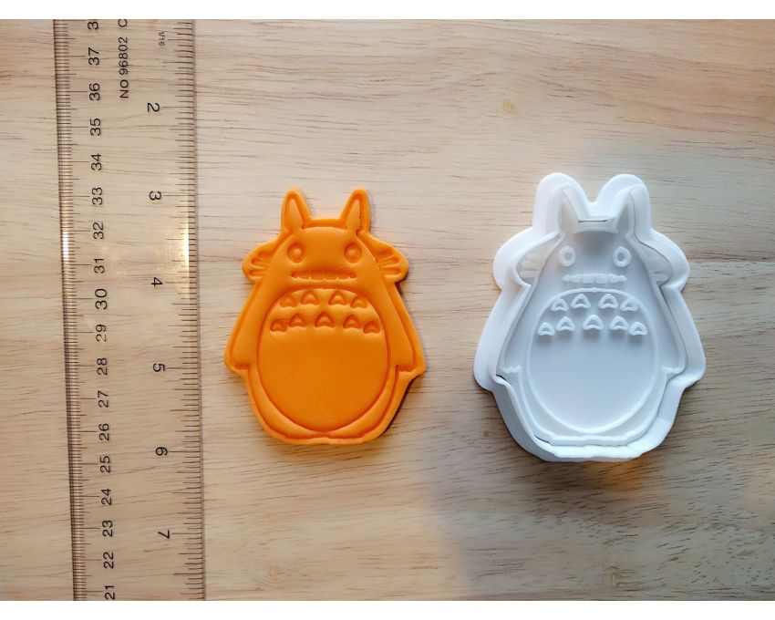 Totoro Cookie Cutter and Stamp Set. Cartoon Cookie Cutter