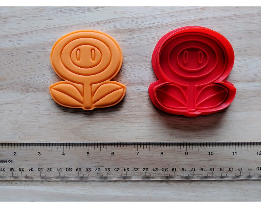 Fire Flower Cookie Cutter and Stamp Set. Super Mario Cookie Cutter