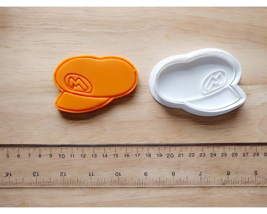 Super Mario Hat Cookie Cutter and Stamp Set. Super Mario Cookie Cutter