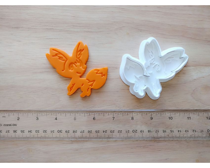 Fennekin Cookie Cutter and Stamp Set. Pokemon Cookie Cutter