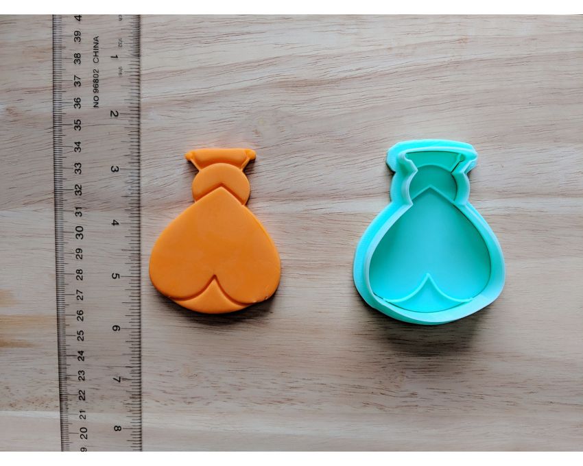 Love Bug Cookie Cutter and Stamp Set. Valentine's day Cookie Cutter