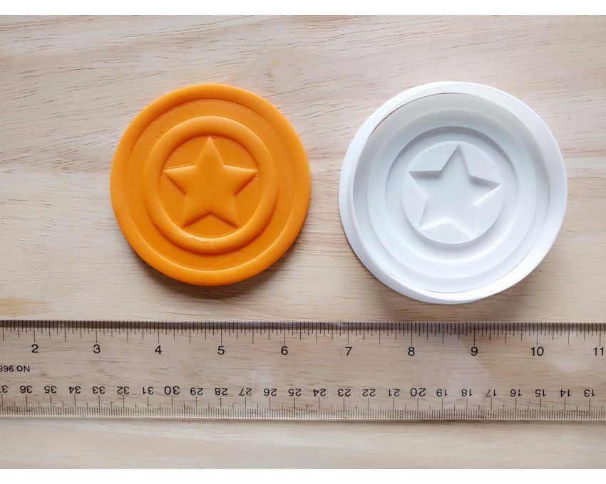 Captain America Cookie Cutter and Stamp Set. Super Hero Cookie Cutter