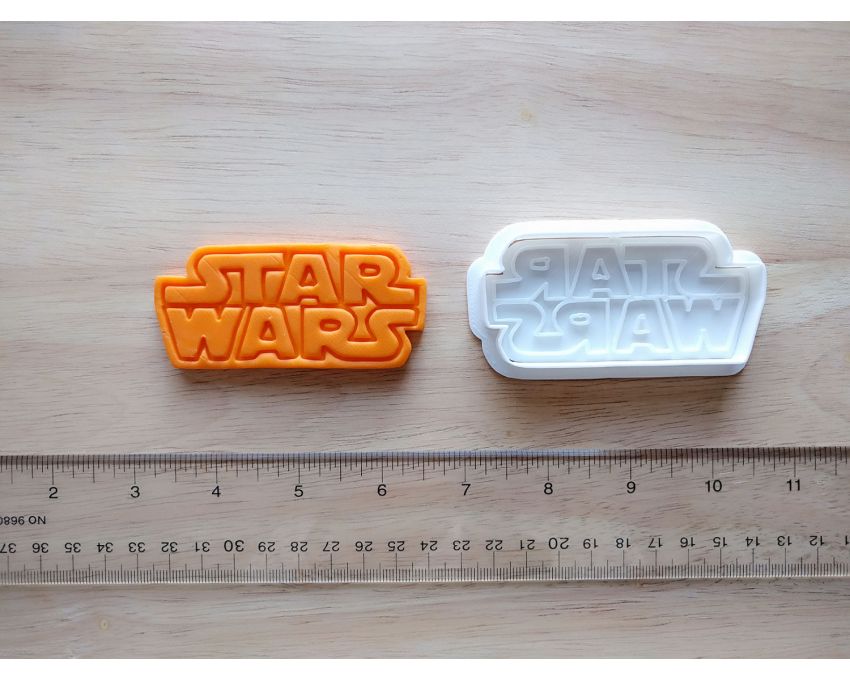 Star Wars Logo Cookie Cutter and Stamp Set. Star Wars Cookie Cutter