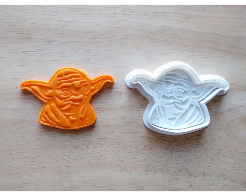 Yoda Cookie Cutter and Stamp Set. Star Wars Cookie Cutter