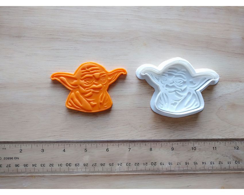 Yoda Cookie Cutter and Stamp Set. Star Wars Cookie Cutter