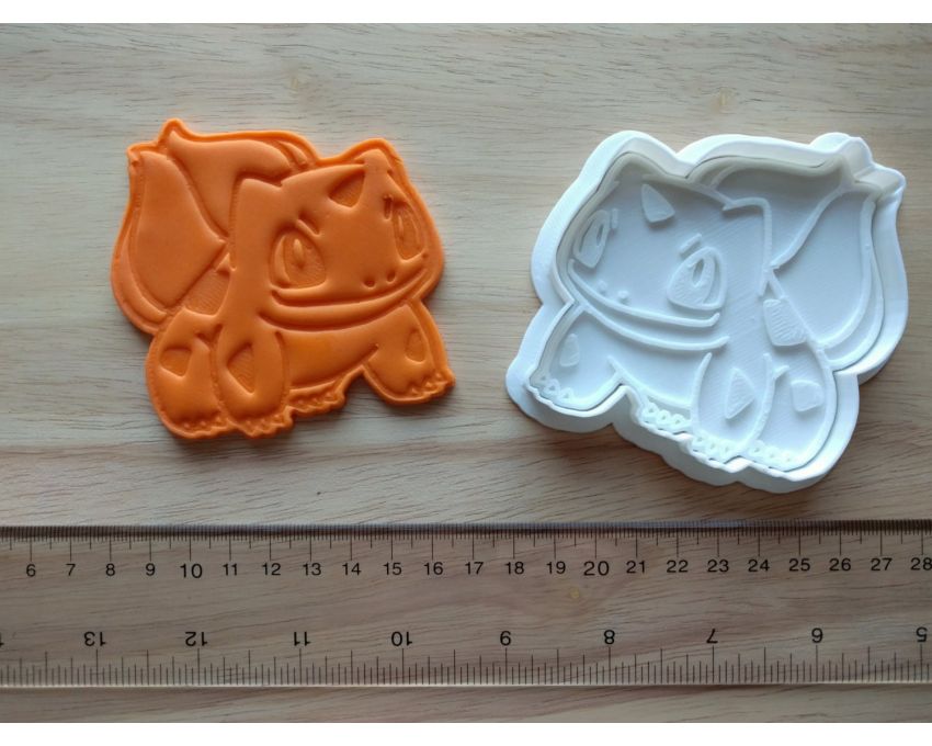 Bulbasaur Cookie Cutter and Stamp Set. Pokemon Cookie Cutter