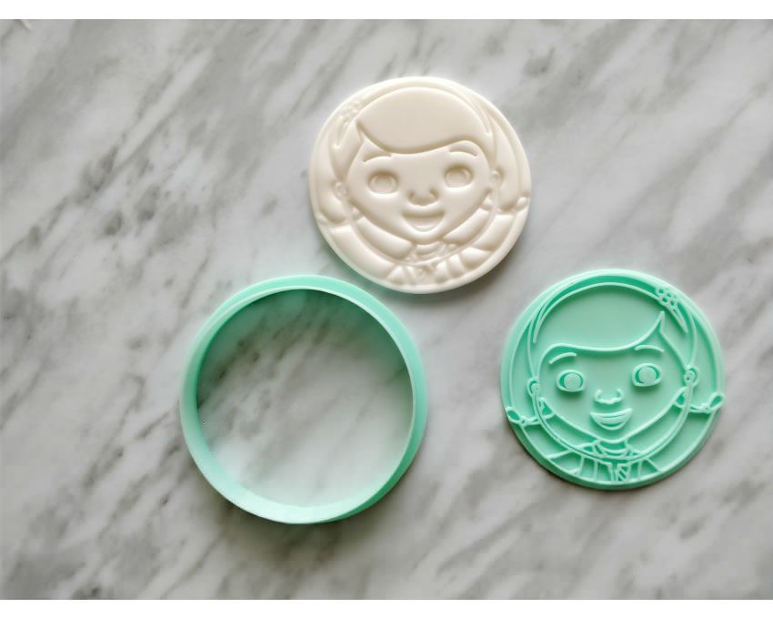 Doc Mcstuffins Cookie Cutter and Stamp Set. Cartoon Cookie Cutter